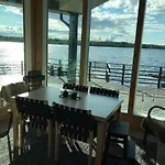 Riverside Aalto Borealis Vakantiehuis *