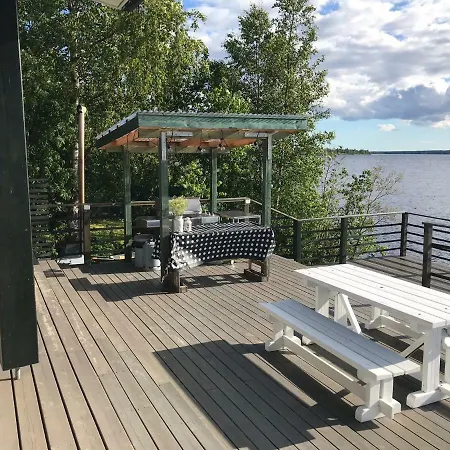 Prázdninový dům Riverside Aalto Borealis *